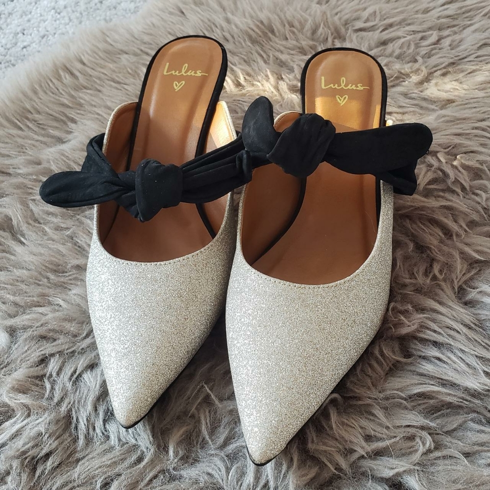 BRAND NEW Lulu's size 8.5 Mules